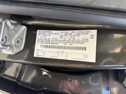 Used 2018 Ford Escape SE image 25