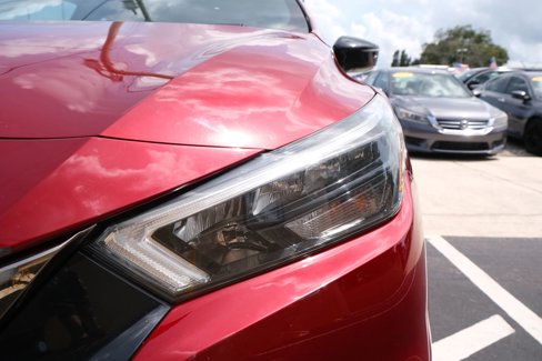 Used 2020 Nissan Versa SR image 10