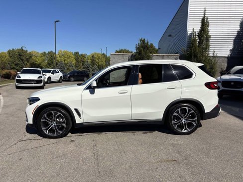 Used 2021 BMW X5 xDrive40i w/ Premium Package image 4
