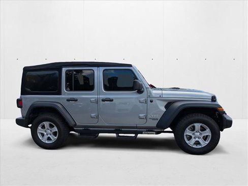 Used 2018 Jeep Wrangler Unlimited Sport S image 4