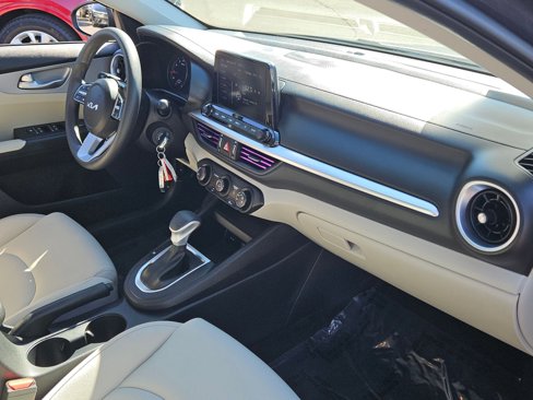 Used 2023 Kia Forte LXS image 21