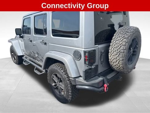 Used 2017 Jeep Wrangler Unlimited Sahara image 4
