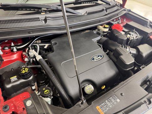Used 2015 Ford Explorer XLT w/ Equipment Group 202B image 26