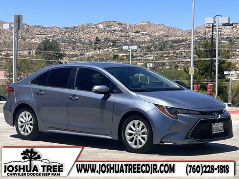 Used 2021 Toyota Corolla XLE w/ Carpet Mat Package (TMS) image 1
