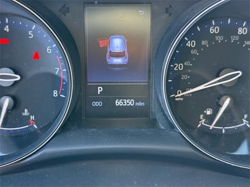 Used 2020 Toyota C-HR XLE image 17