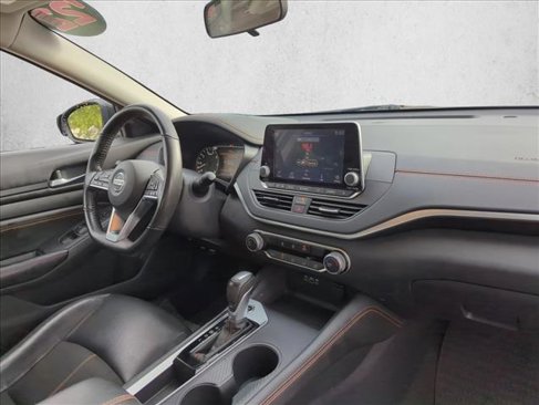 Used 2022 Nissan Altima 2.5 SR image 21