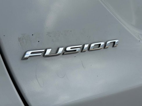 Used 2016 Ford Fusion SE image 41