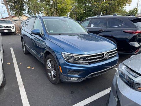 Used 2018 Volkswagen Tiguan SEL Premium image 11