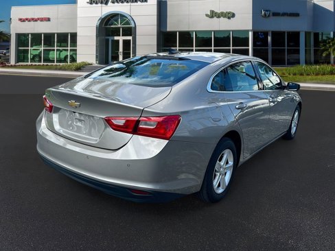 Used 2022 Chevrolet Malibu LS w/ Driver Confidence Package II image 8