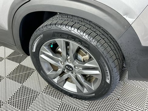 Used 2021 Kia Seltos LX image 35
