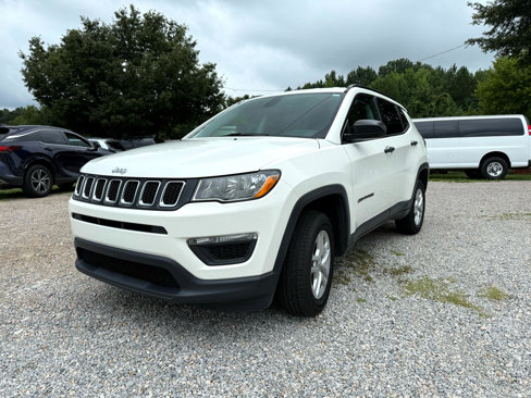 Used 2018 Jeep Compass Sport image 1