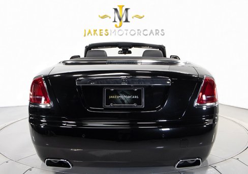 Used 2018 Rolls-Royce Dawn image 9