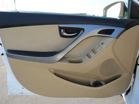 Used 2013 Hyundai Elantra GLS w/ Preferred Pkg image 25