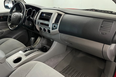 Used 2005 Toyota Tacoma PreRunner image 23