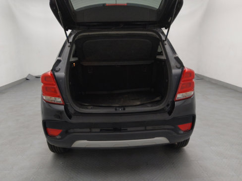 Used 2019 Chevrolet Trax LT w/ LT Convenience Package image 29