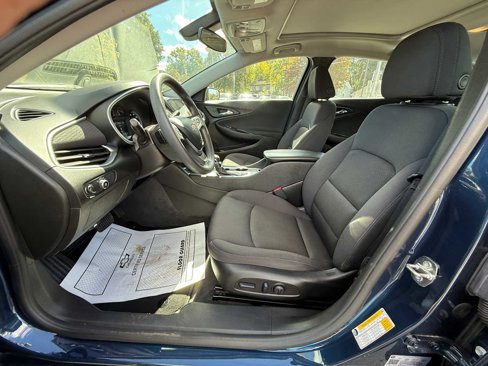 Used 2022 Chevrolet Malibu LT image 16
