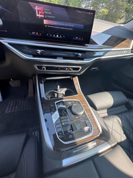 Used 2024 BMW X7 xDrive40i image 18