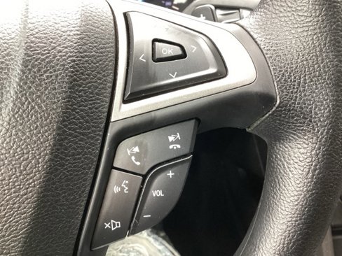 Used 2017 Ford Fusion SE image 15