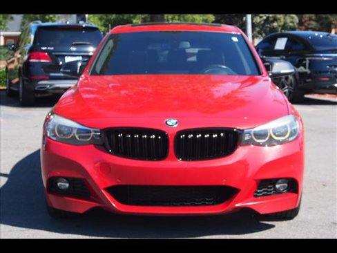 Used 2017 BMW 330i Gran Turismo xDrive image 8