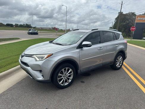 Used 2016 Toyota RAV4 Limited image 13