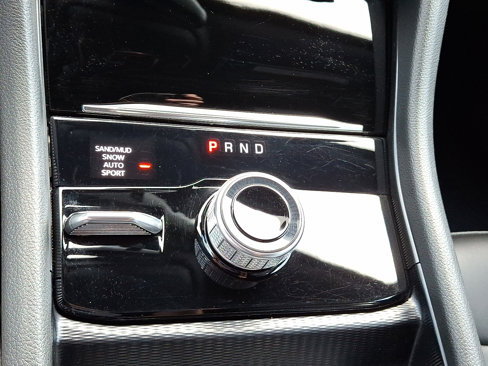 Used 2024 Jeep Grand Cherokee Limited w/ MOPAR Finishing Package image 17
