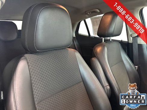Certified 2019 Buick Encore Sport Touring image 8