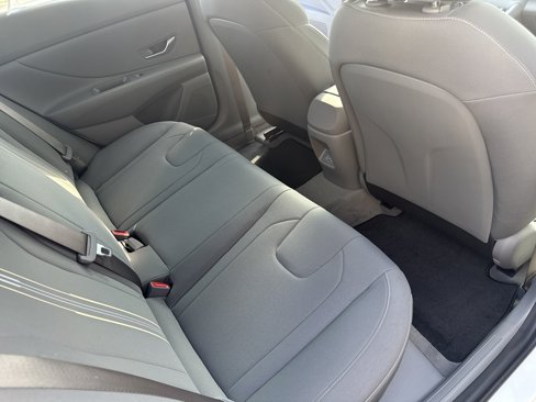 New 2025 Hyundai Elantra Sport image 15