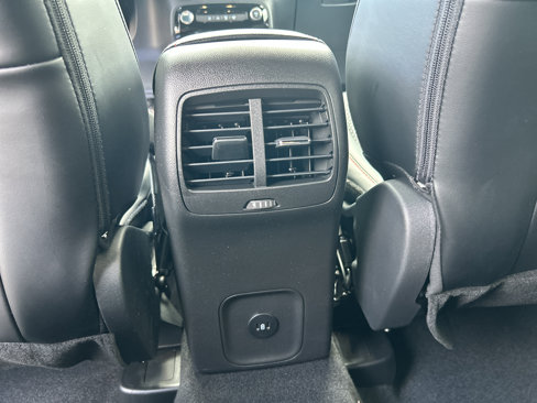 New 2025 Ford Escape ST-Line w/ Tech Pack #1 image 32