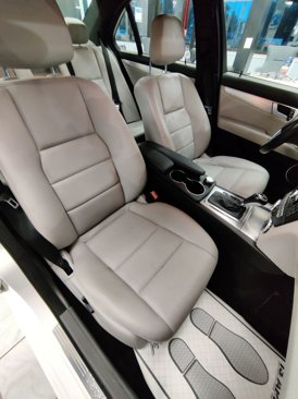 Used 2013 Mercedes-Benz C 250 Sedan image 14
