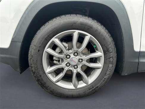 Used 2022 GMC Terrain SLT image 9