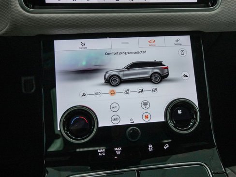 Used 2020 Land Rover Range Rover Velar R-Dynamic S image 22