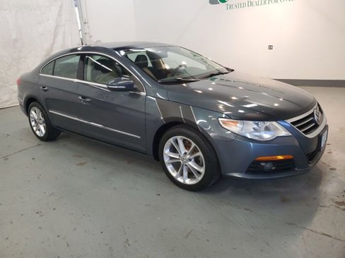 Used 2010 Volkswagen CC Luxury image 8