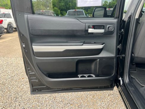 Used 2018 Toyota Tundra SR5 image 15