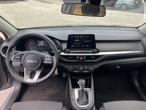 Used 2024 Kia Forte LXS image 31