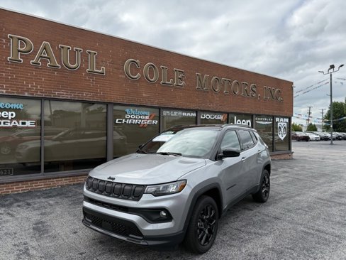 Used 2022 Jeep Compass Altitude w/ Convenience Group image 1