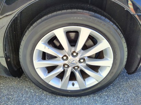 Used 2011 Lexus LS 460 AWD image 21