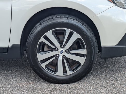 Used 2019 Subaru Outback 2.5i Limited image 11