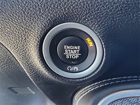 Used 2018 Dodge Challenger SXT Plus image 13