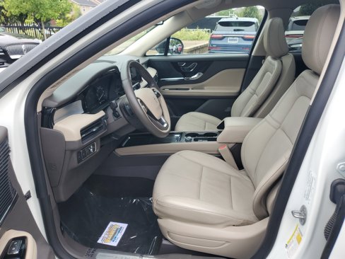 Certified 2022 Lincoln Corsair AWD w/ Premium Package image 12
