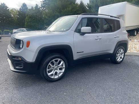 Used 2016 Jeep Renegade Latitude image 13