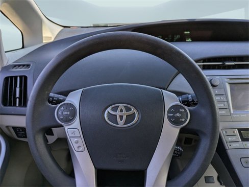 Used 2015 Toyota Prius Four image 26