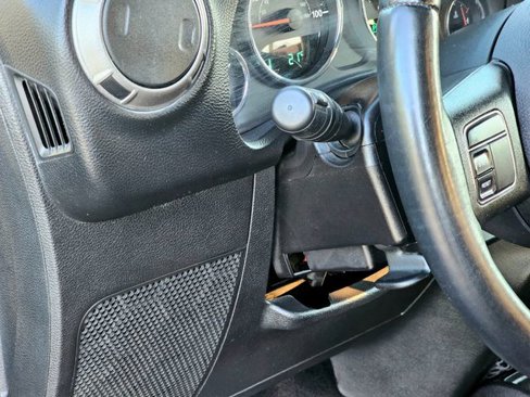Used 2013 Jeep Wrangler Sport image 17