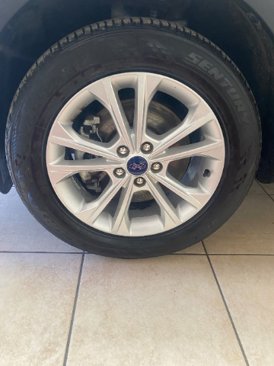 Used 2018 Ford Escape SE image 23