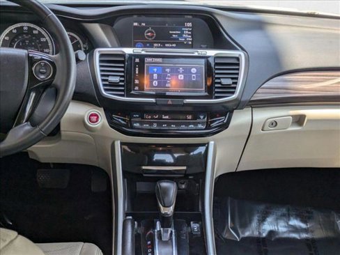 Used 2017 Honda Accord EX-L image 14