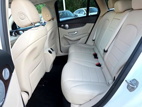 Used 2019 Mercedes-Benz GLC 300 4MATIC w/ Premium Package image 55