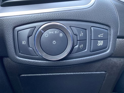 Used 2020 Ford Edge Titanium w/ Canadian Touring Package image 31