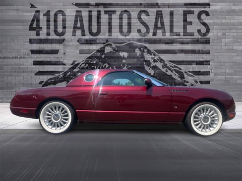 Used 2004 Ford Thunderbird Deluxe image 2