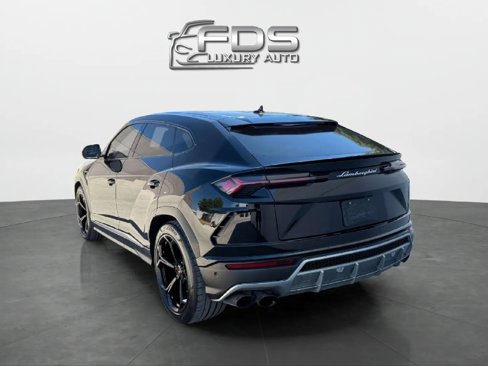Used 2019 Lamborghini Urus image 8