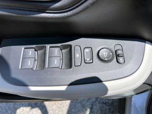 Certified 2023 Honda HR-V LX image 14