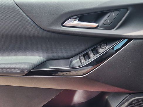 New 2026 Chevrolet Equinox LT image 21